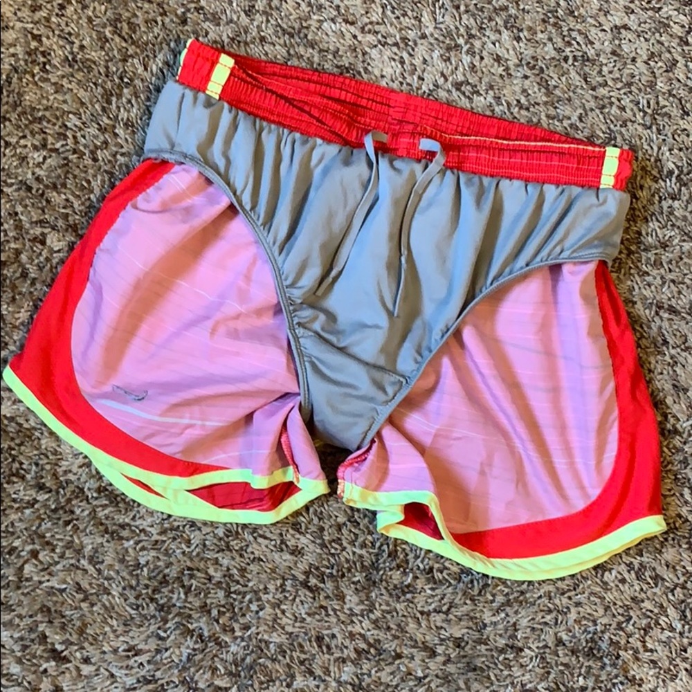 Nike Tempo Shorts - Picture 6 of 7